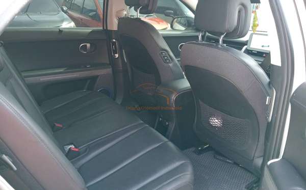 HYUNDAI IONIQ 5 EV SIGNATURE