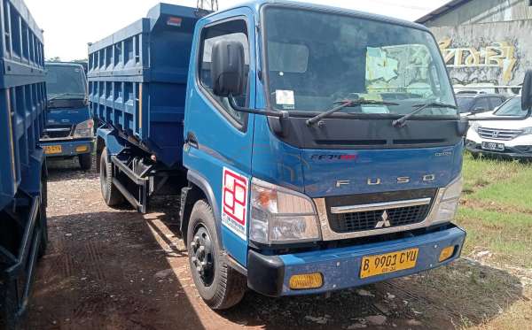 MITSUBISHI CANTER FE 74
