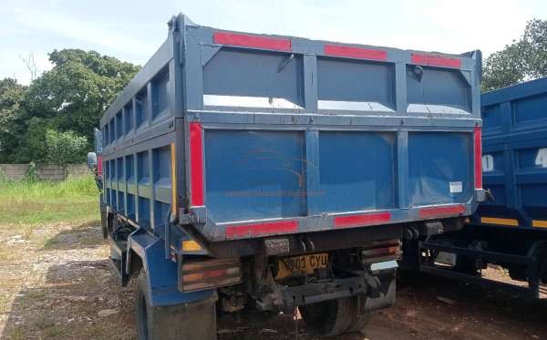 MITSUBISHI CANTER FE 74
