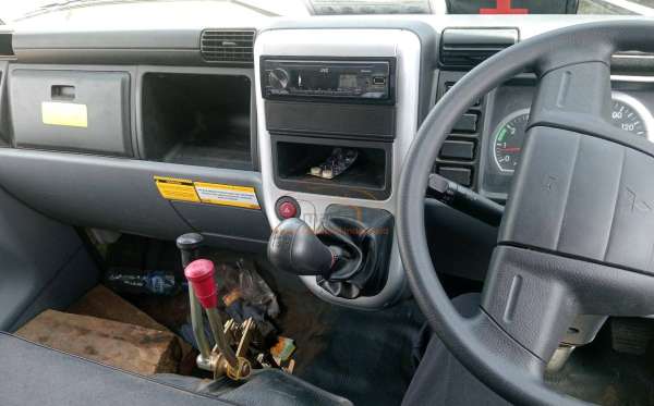 MITSUBISHI CANTER FE 74