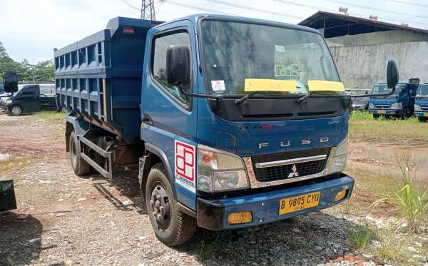 MITSUBISHI CANTER FE 74