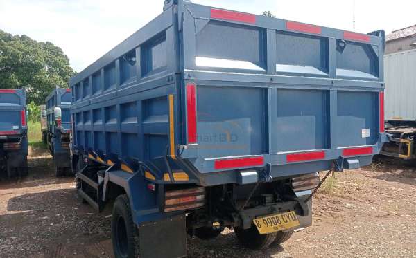 MITSUBISHI CANTER FE 74