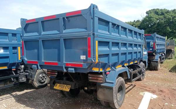 MITSUBISHI CANTER FE 74