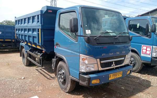 MITSUBISHI CANTER FE 74