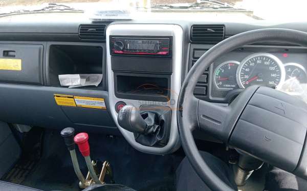 MITSUBISHI CANTER FE 74