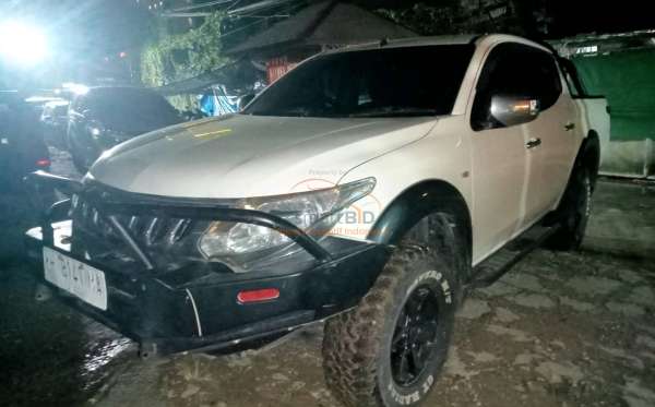MITSUBISHI DC GLS 4X4
