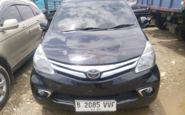 TOYOTA AVANZA 1.3 E