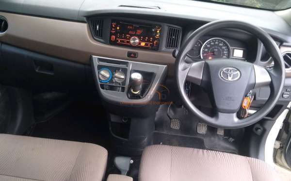 TOYOTA  CALYA  1.2 G M/T