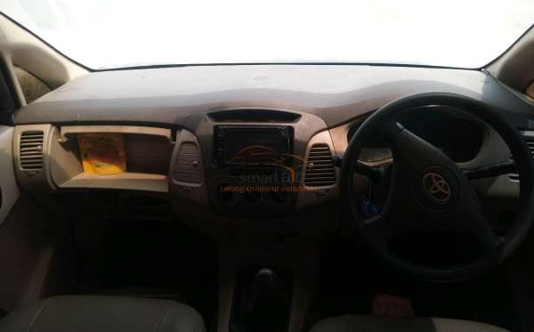 TOYOTA KIJANG INNOVA G