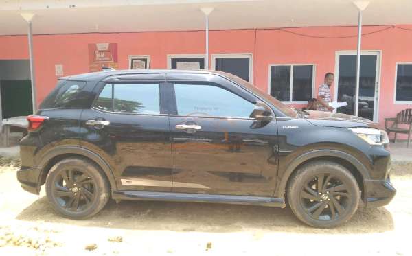 TOYOTA RAIZE 1.0 T S