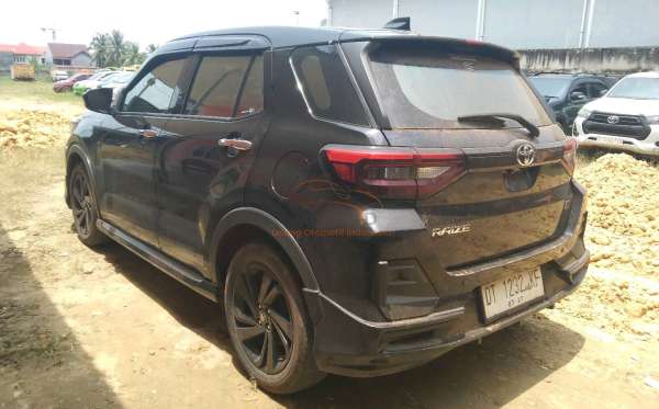 TOYOTA RAIZE 1.0 T S