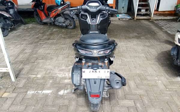 YAMAHA NMAX
