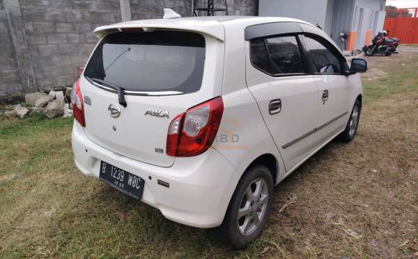 DAIHATSU AYLA 1.0 X