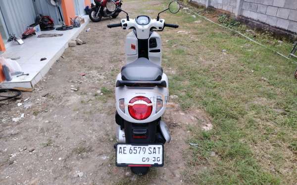 HONDA SCOOPY PRESTIGE