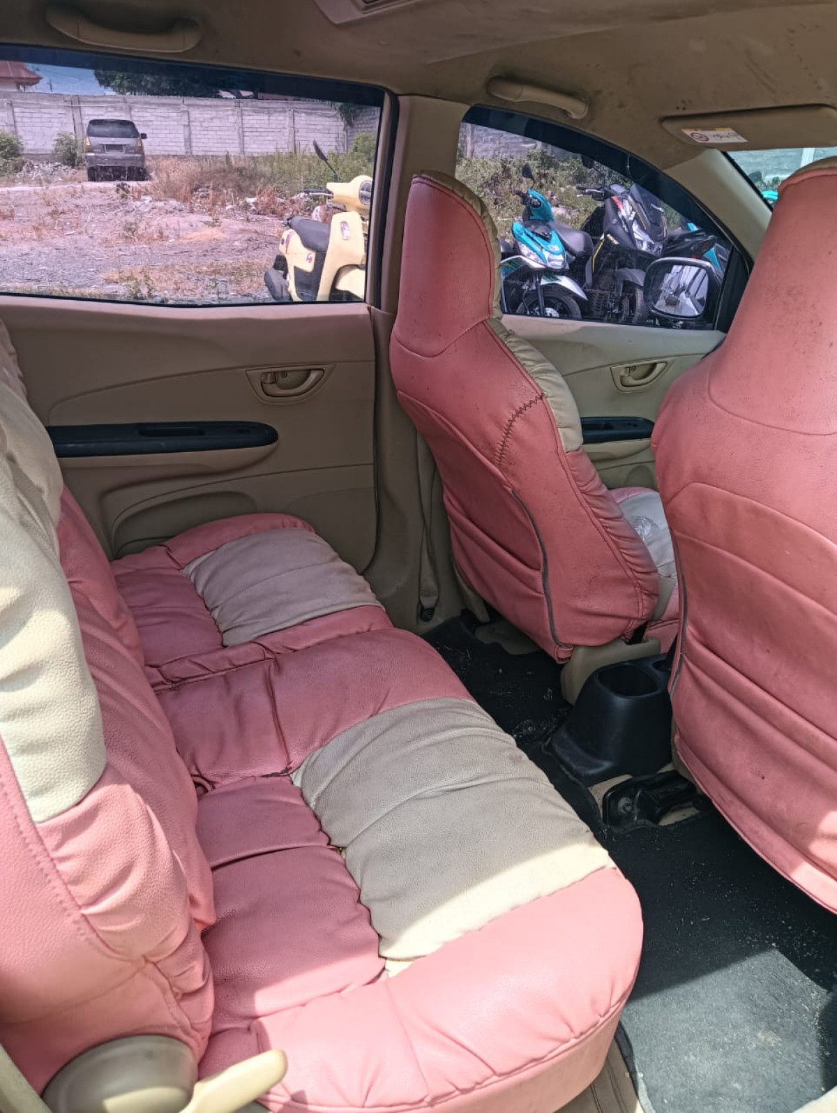 HONDA MOBILIO  DD4 1.5E