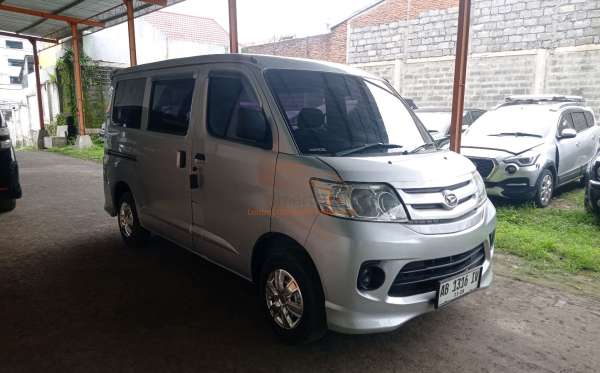 DAIHATSU LUXIO
