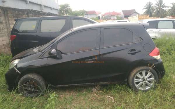 HONDA  BRIO  RS