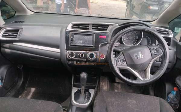 HONDA JAZZ GK5 1.5 RS