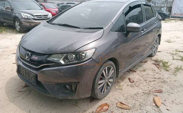 HONDA JAZZ GK5 1.5 RS