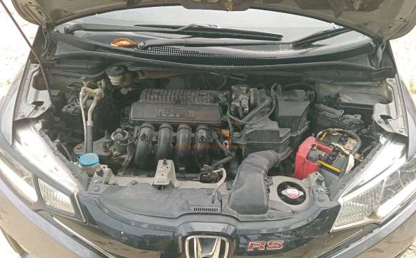 HONDA JAZZ GK5 1.5 RS