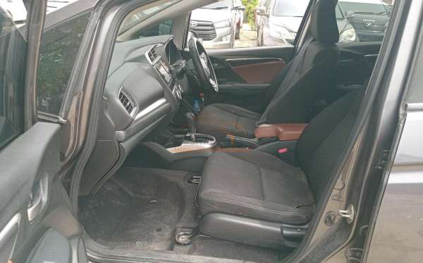 HONDA JAZZ GK5 1.5 RS