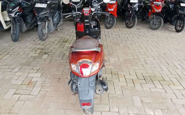 HONDA SCOOPY