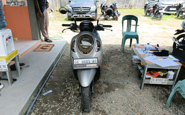 HONDA  SCOOPY