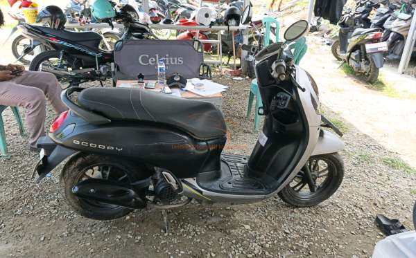 HONDA  SCOOPY