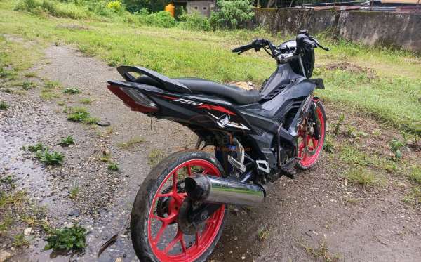 HONDA SONIC 150 R