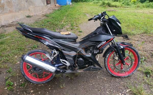 HONDA SONIC 150 R
