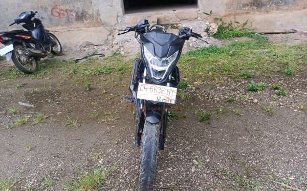 HONDA SONIC 150 R
