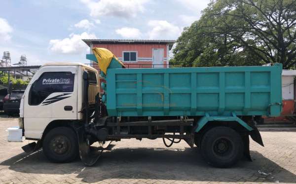 ISUZU NKR 71 HD E2-2