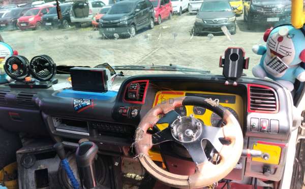 ISUZU NKR 71 HD E2-2
