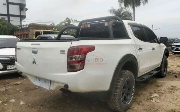 MITSUBISHI DC GLS 4X4
