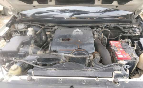 MITSUBISHI DC GLS 4X4