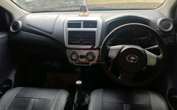 TOYOTA AGYA 1.0