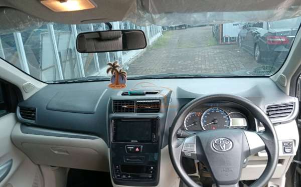 TOYOTA AVANZA 1.3 G