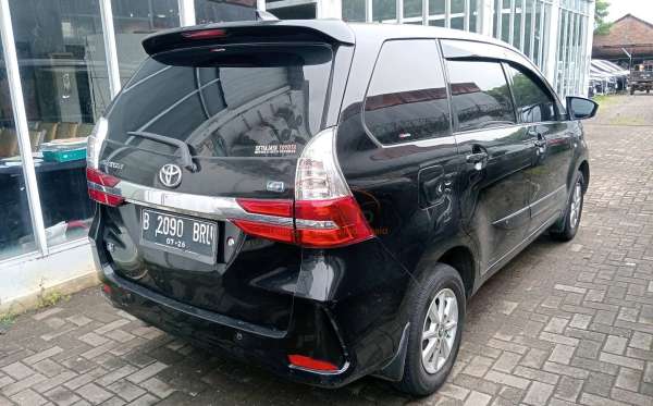 TOYOTA AVANZA 1.3 G