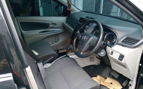 TOYOTA AVANZA 1.3 G
