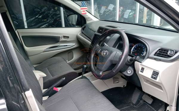 TOYOTA AVANZA 1.3 G