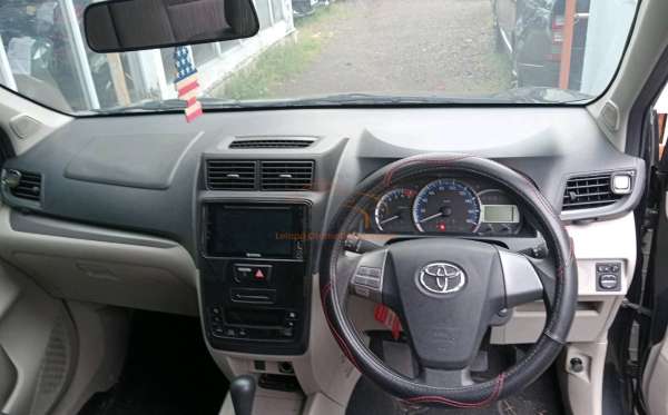 TOYOTA AVANZA 1.3 G