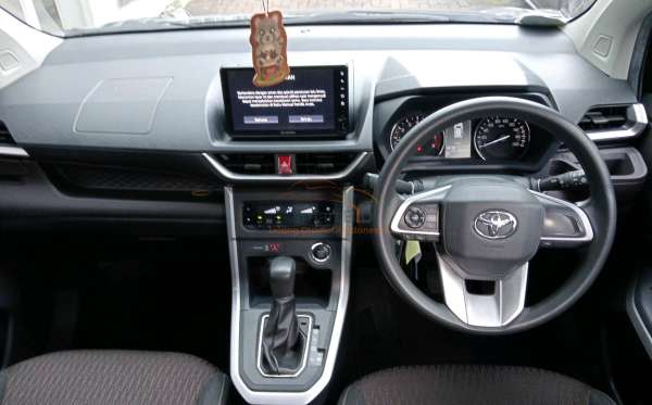 TOYOTA AVANZA 1.5 G