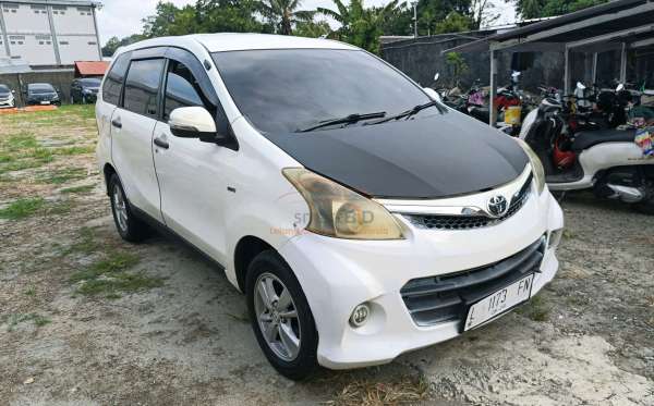 TOYOTA AVANZA