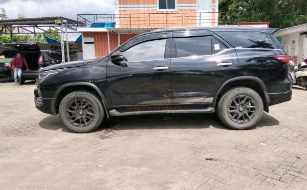 TOYOTA FORTUNER 2.8 VRZ