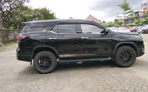 TOYOTA FORTUNER 2.8 VRZ