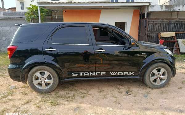 TOYOTA RUSH 1.5 G A/T