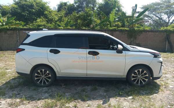 TOYOTA VELOZ 1.5 Q CVT