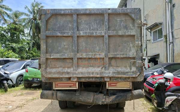 MITSUBISHI FE 74 HD 125 PS