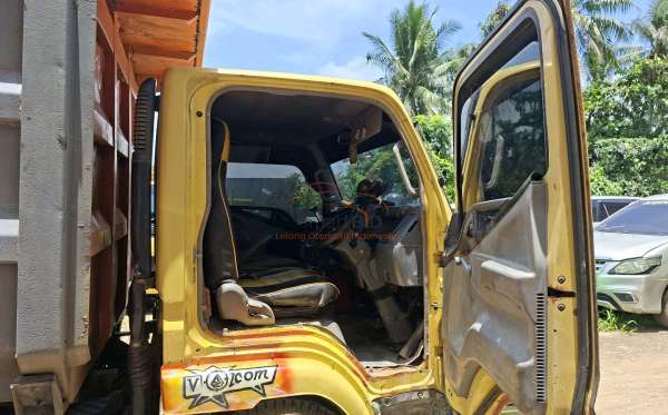 MITSUBISHI FE 74 HD 125 PS