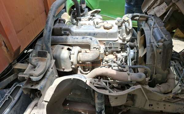 MITSUBISHI FE 74 HD 125 PS